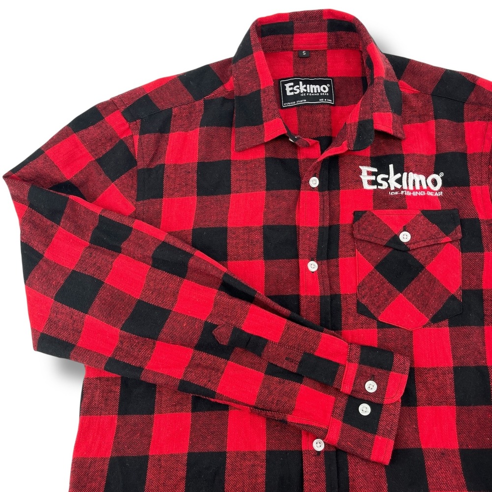 Eskimo Ice Fishing Gear Mens Flannel Shirt Red Black Plaid Button Up Small